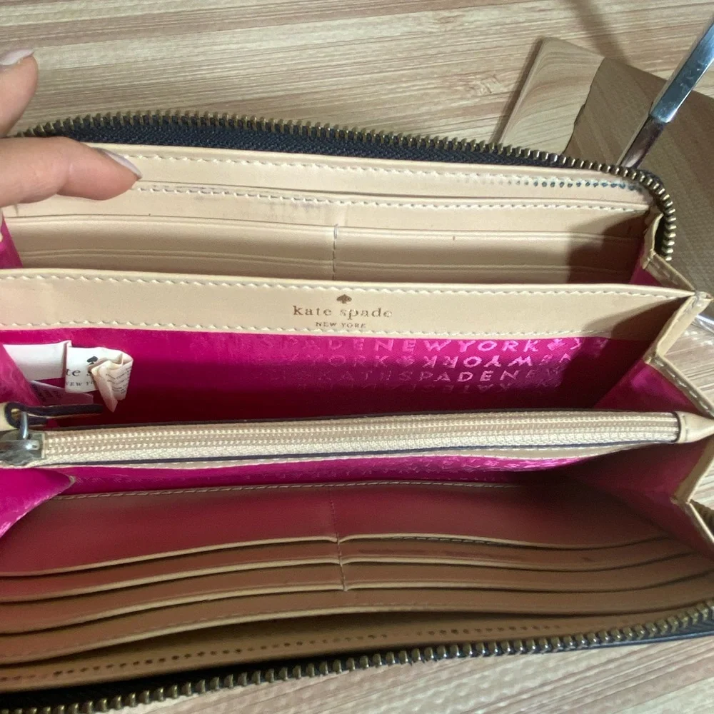 Kate Spade black Wallet - Picture 7 of 8